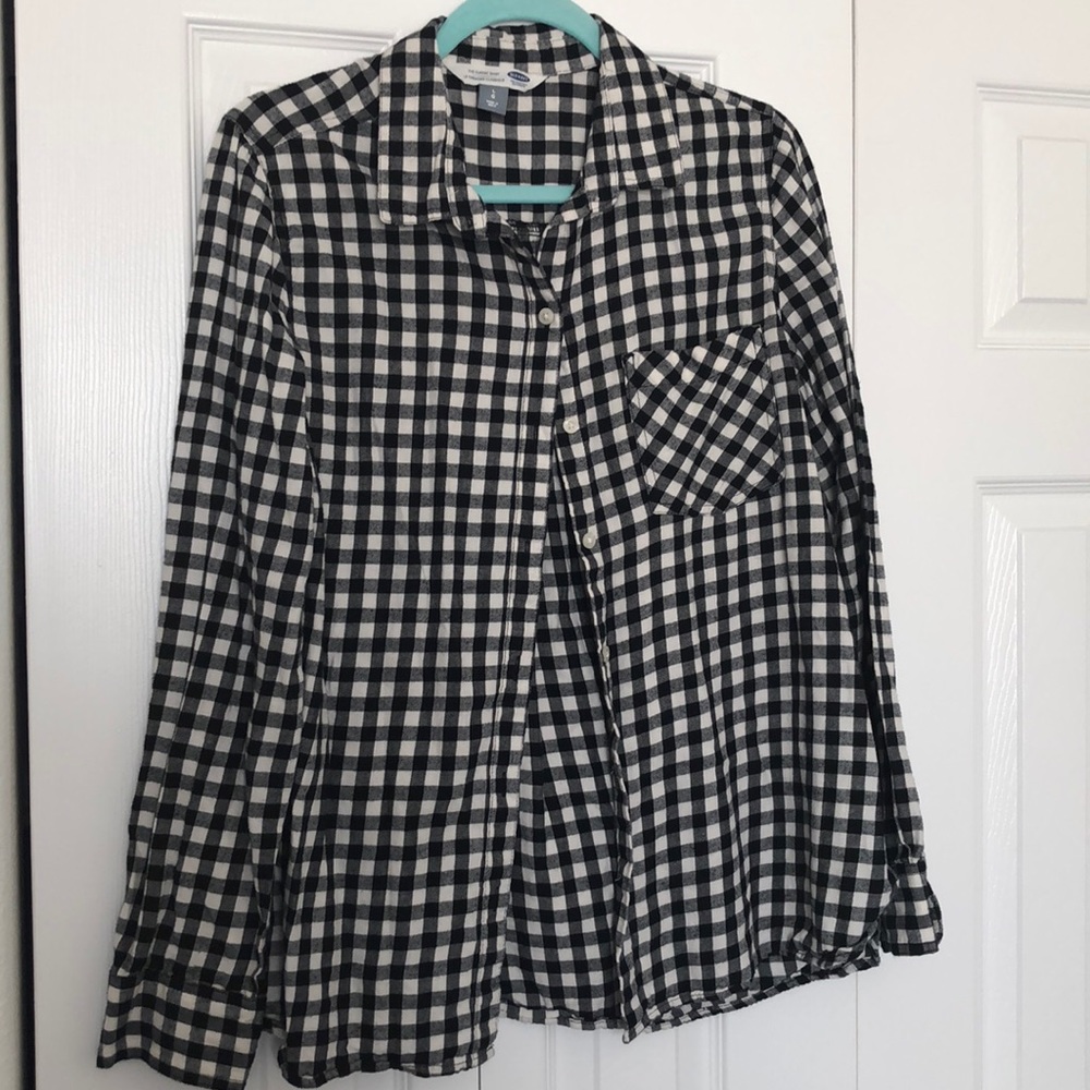 Black and white checkered button up